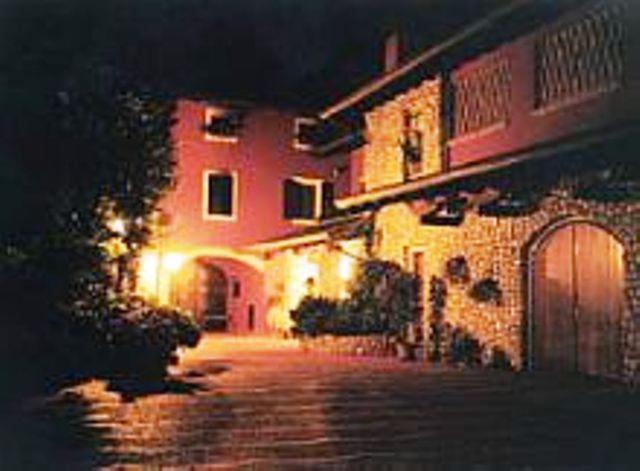 Agriturismo Kogoj Medea ภายนอก รูปภาพ