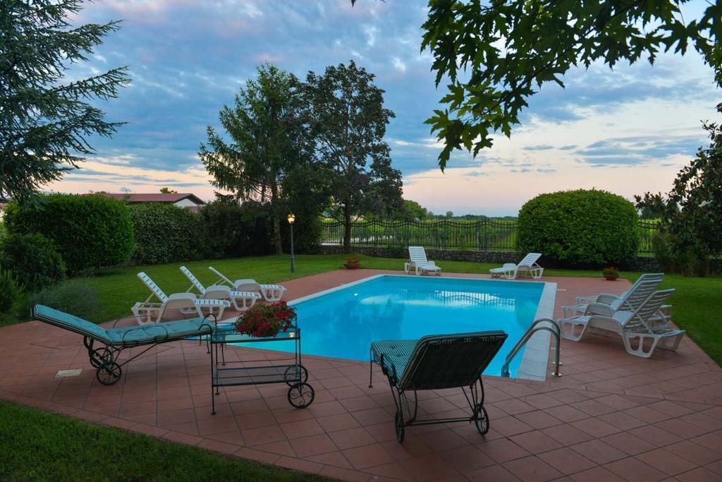 Agriturismo Kogoj Medea ภายนอก รูปภาพ